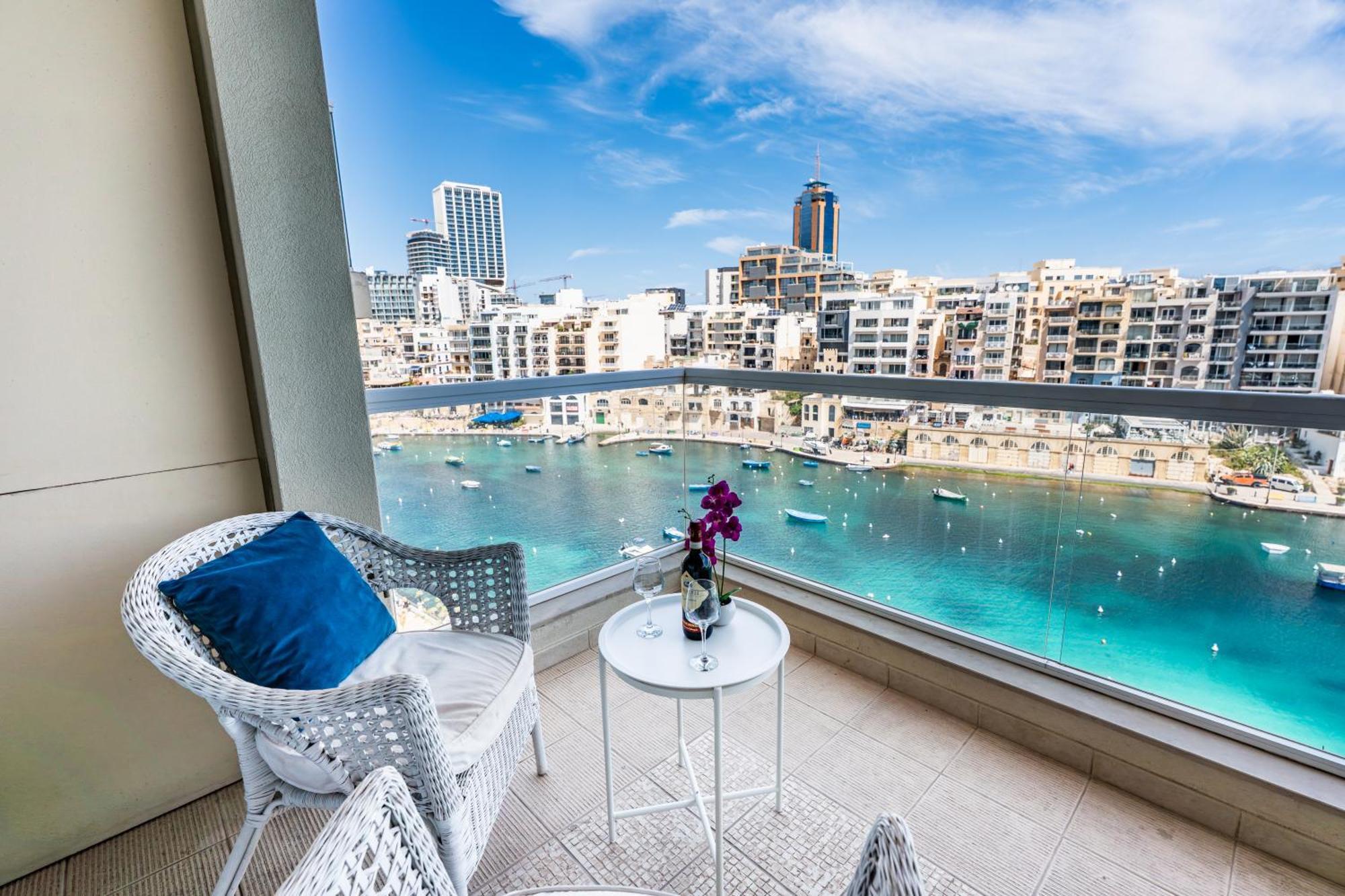 Impressive View 2br Flat In St Julian's Bay By Arcobnb * Saint Julian's